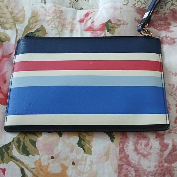 Kate Spade - Picture 4 of 5